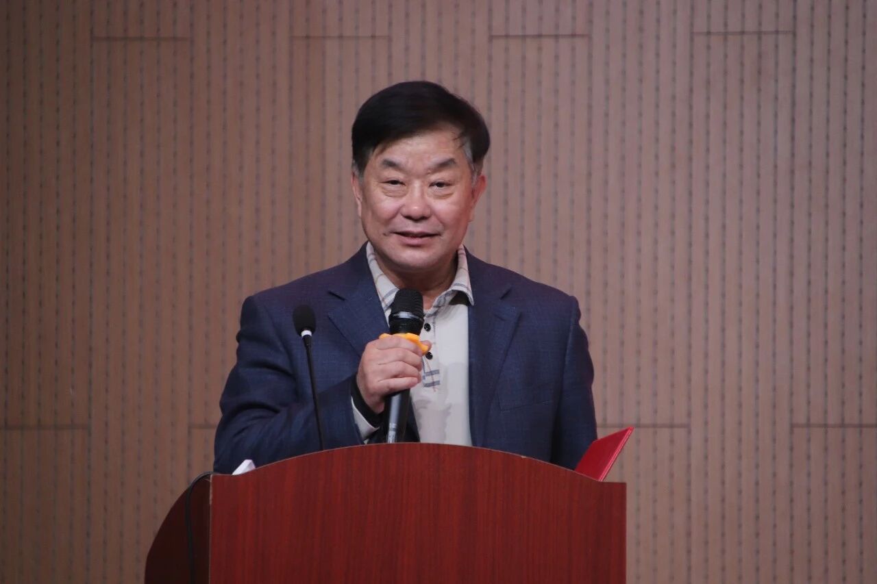 5a927d749b9962f5dd5317165f7f7a86